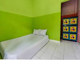 OYO Life 92829 Kos Insan Madani