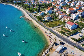 Ivica two Bedroom Apartment B, Novalja