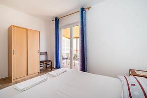 Ivica two Bedroom Apartment B, Novalja