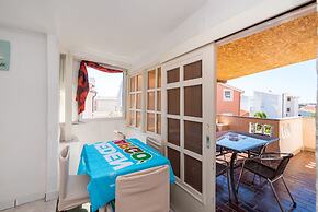 Ivica two Bedroom Apartment B, Novalja