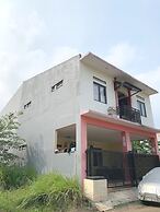 OYO Life 92779 Kost Arjuna
