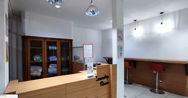 OYO Life 92779 Kost Arjuna