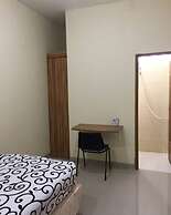 OYO Life 92779 Kost Arjuna