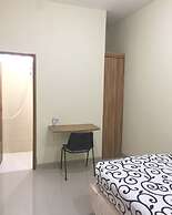 OYO Life 92779 Kost Arjuna