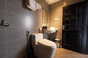 Atlantis Apartment Nguyen Thai Hoc