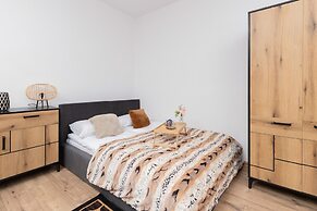 Władysława IV Studio Gdynia by Renters