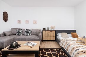 Władysława IV Studio Gdynia by Renters