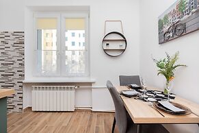Władysława IV Studio Gdynia by Renters