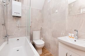 Władysława IV Studio Gdynia by Renters