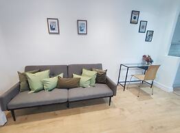 Charming 2-bed Apartment in London