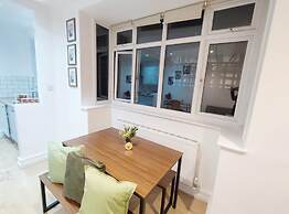 Charming 2-bed Apartment in London