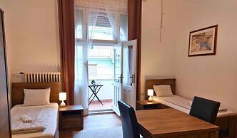 BlackSheep Budapest Smart Rooms