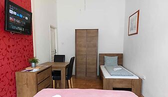 BlackSheep Budapest Smart Rooms