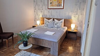 BlackSheep Budapest Smart Rooms