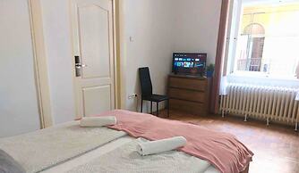 BlackSheep Budapest Smart Rooms