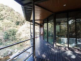 The Stream House at Mae Kampong