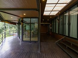 The Stream House at Mae Kampong