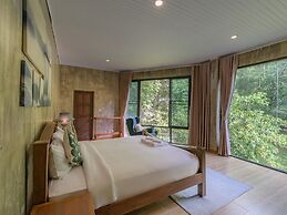 The Stream House at Mae Kampong