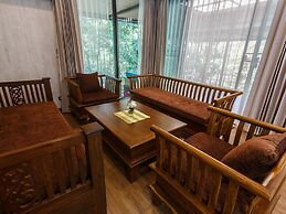 The Stream House at Mae Kampong