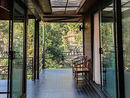 The Stream House at Mae Kampong