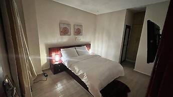We Offer you a Lovely 1-bed Apartment in Abidjan