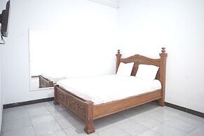 OYO Life 92886 Rumah Nyaman Radhika 2 Syariah