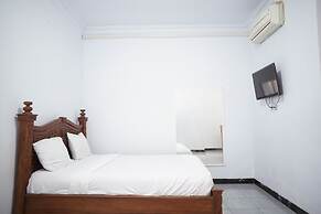 OYO Life 92886 Rumah Nyaman Radhika 2 Syariah