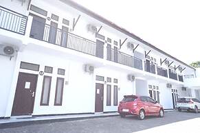 OYO Life 92886 Rumah Nyaman Radhika 2 Syariah