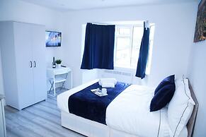 Apartment - Sleeps 2 & Free Parking