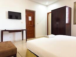 Oasis Seaside by Barok