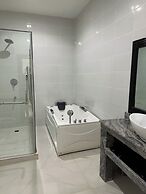 Vinpy Hotels