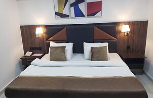 Vinpy Hotels
