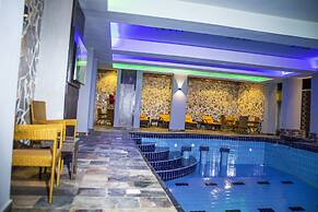 Vinpy Hotels