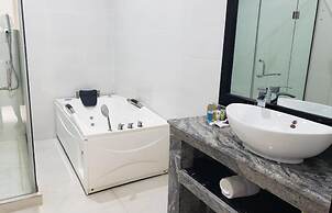 Vinpy Hotels