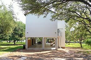 Modern Kingsland Home W/ River Access & Kayaks 4 Bedroom Home by RedAw