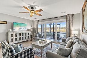 Chick and Dudes Beach Escape 2 Bedroom Condo by RedAwning