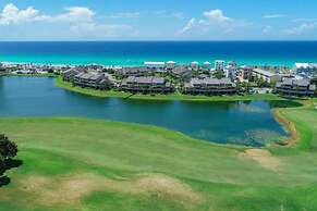 Chick and Dudes Beach Escape 2 Bedroom Condo by RedAwning