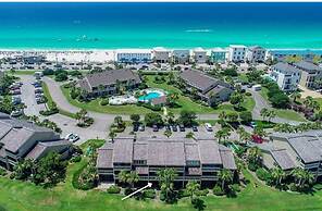 Chick and Dudes Beach Escape 2 Bedroom Condo by RedAwning