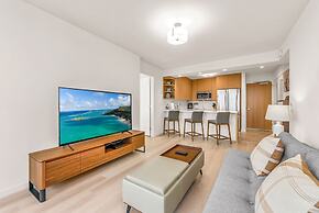 Sky Ala Moana 3001 2 Bedroom Condo by RedAwning