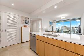 Sky Ala Moana 3001 2 Bedroom Condo by RedAwning