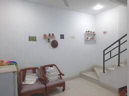 OYO Life 92883 Kost Ratana Cengkareng Syariah