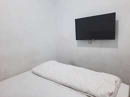 OYO Life 92883 Kost Ratana Cengkareng Syariah