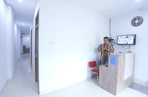 OYO Life 92883 Kost Ratana Cengkareng Syariah