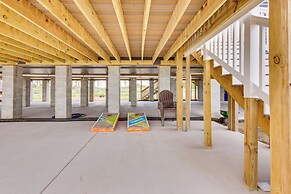 Private Beach & Deck: Bayfront Home in Hayes!