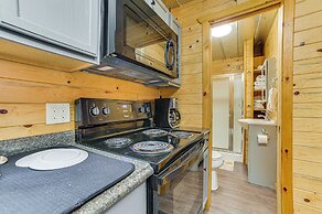 Oscoda Cabin w/ Charcoal Grill: Walk to Lake Huron