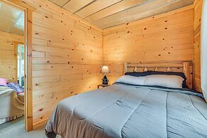 Oscoda Cabin w/ Charcoal Grill: Walk to Lake Huron