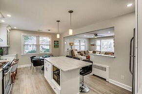 1/2 Mi to Beach Access: Margate City Home!