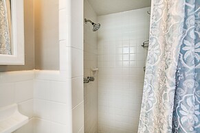 1/2 Mi to Beach Access: Margate City Home!