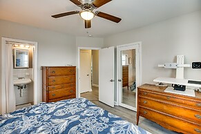 1/2 Mi to Beach Access: Margate City Home!