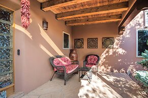 Serene Santa Fe Getaway w/ Hot Tub & Fireplace!